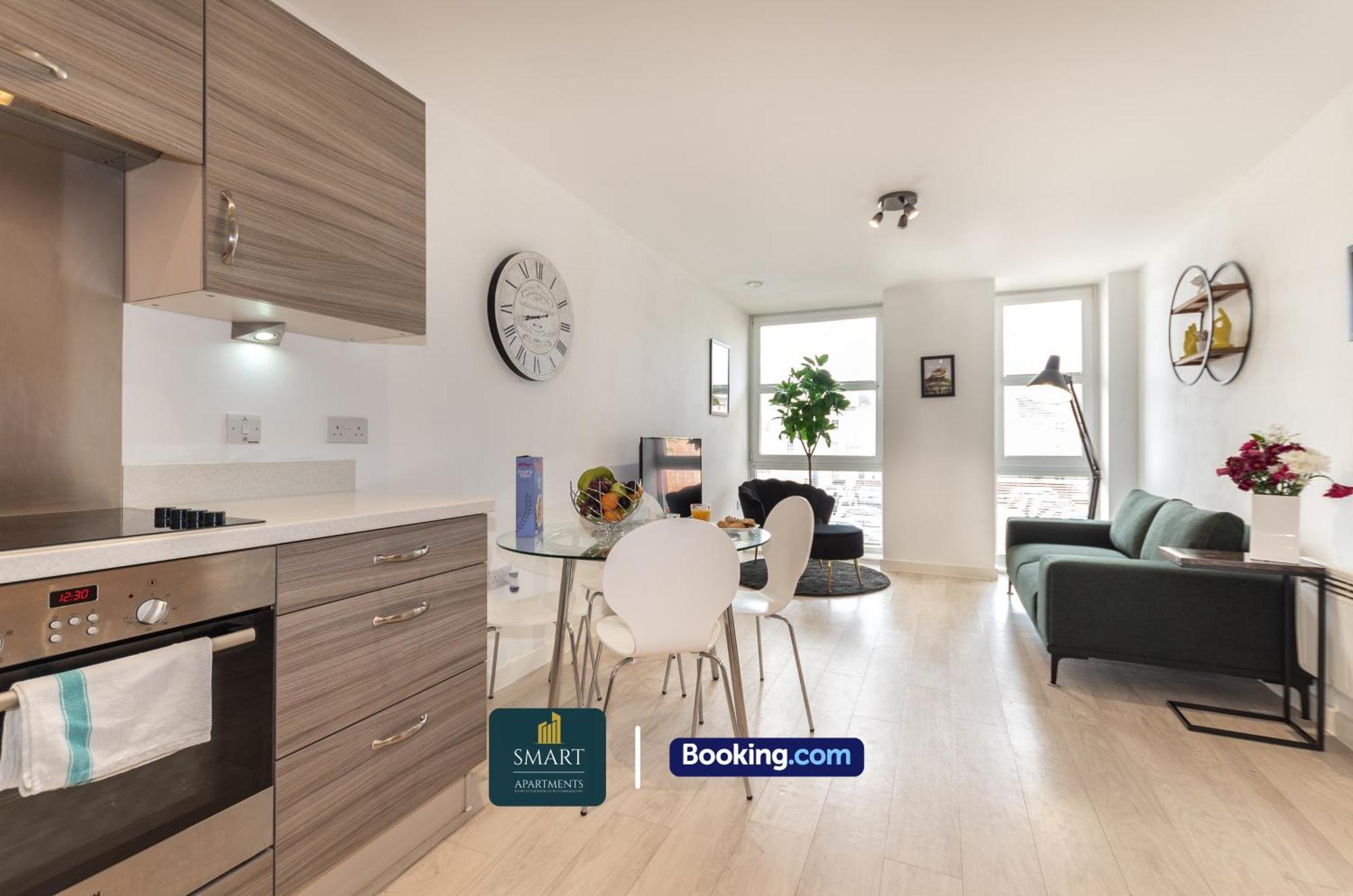 Spacious City Center Apartment By Smart Apartments Short Lets & Serviced Accommodation Apartment Southampton With Free Wifi المظهر الخارجي الصورة